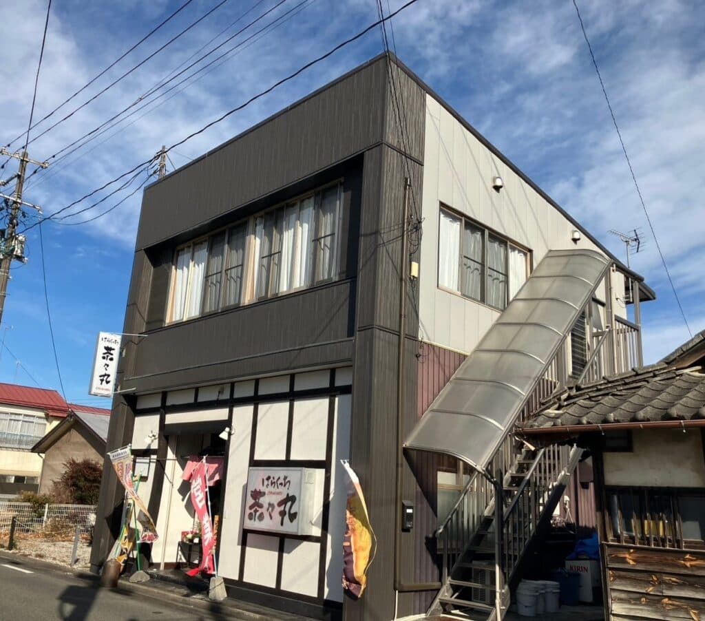 階段を上った二階のワンフロア賃貸（原町区旭町一丁目）