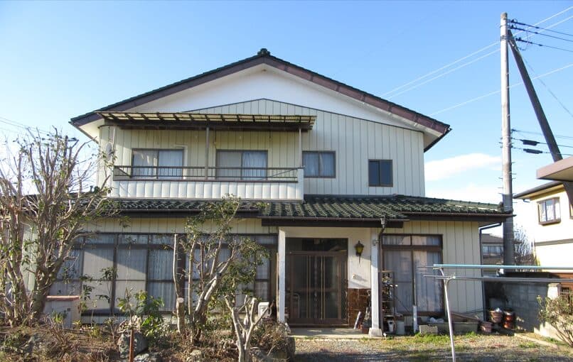 和室メインで落ち着きのある住まい。7DKで広々。（原町区大木戸字松島）