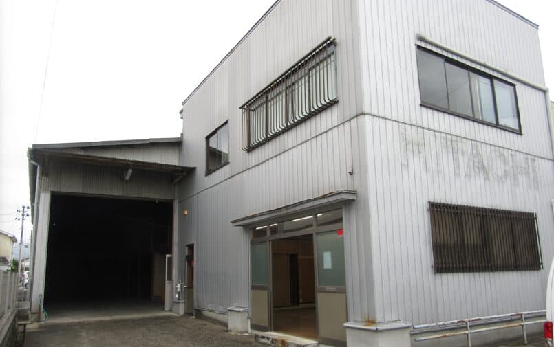 倉庫付き事務所｜使い勝手のいい広々物件（原町区本町二丁目）